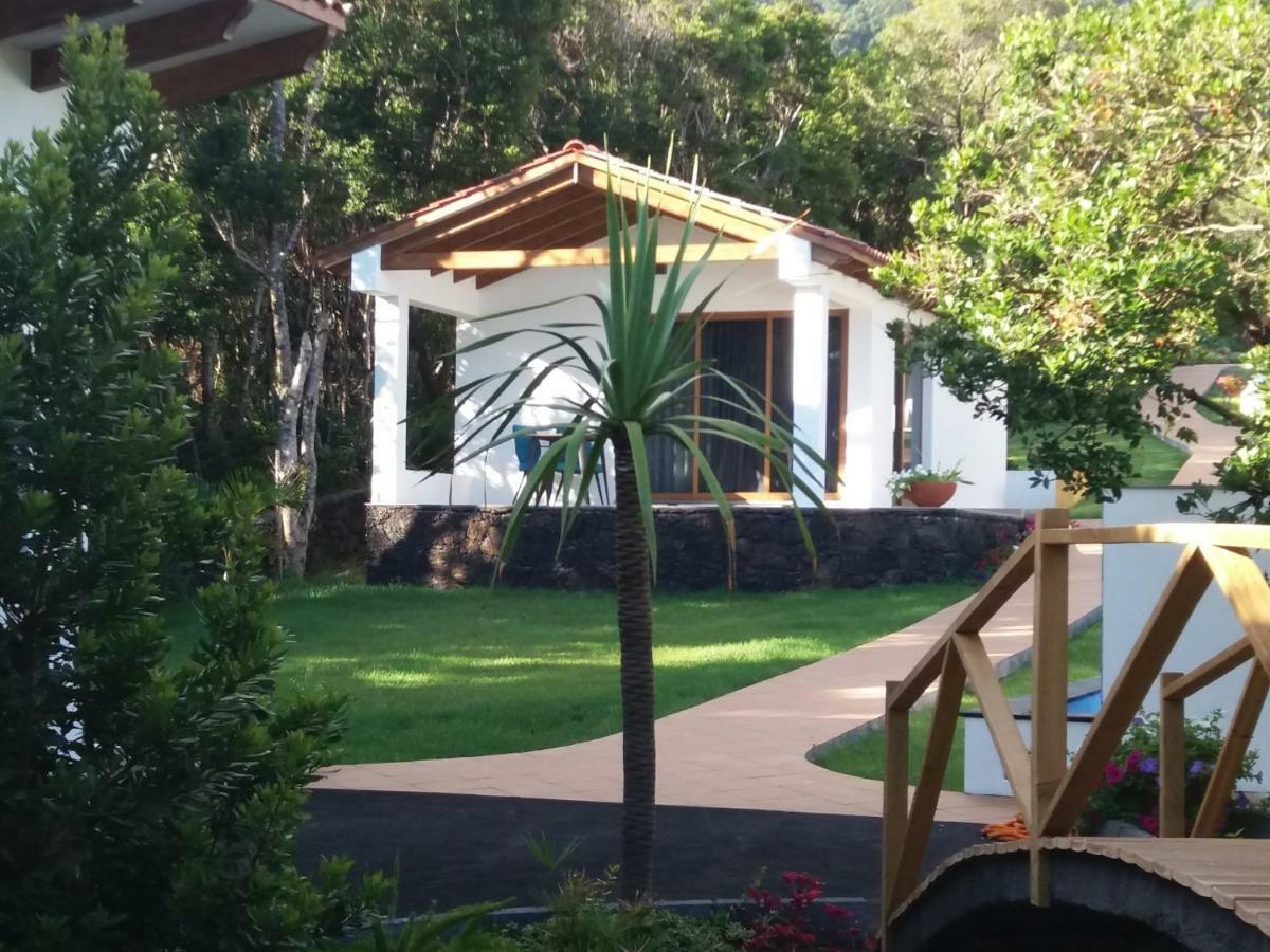 Villas Casteletes Urzelina Екстер'єр фото